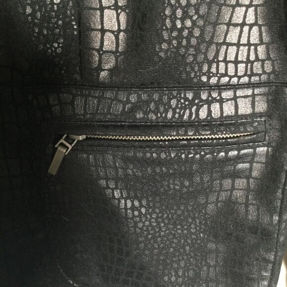 Elementz Black faux leather snake print full zip jacket size medium M B 118 - Picture 2 of 5